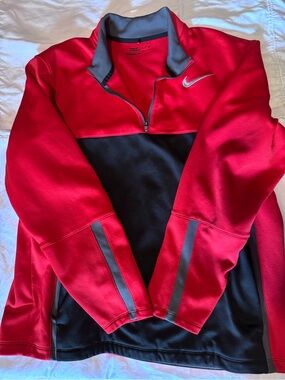 Nike Red and Black Therma-FIT Golf Pullover Unisex